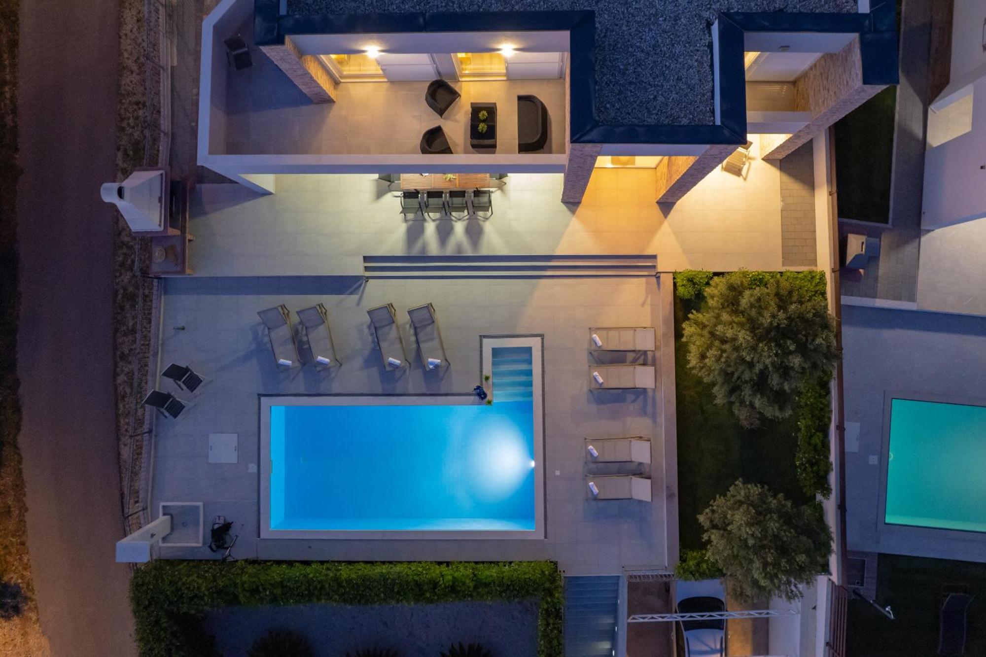 Villas Royal I With Private Pool Novalja Exterior photo
